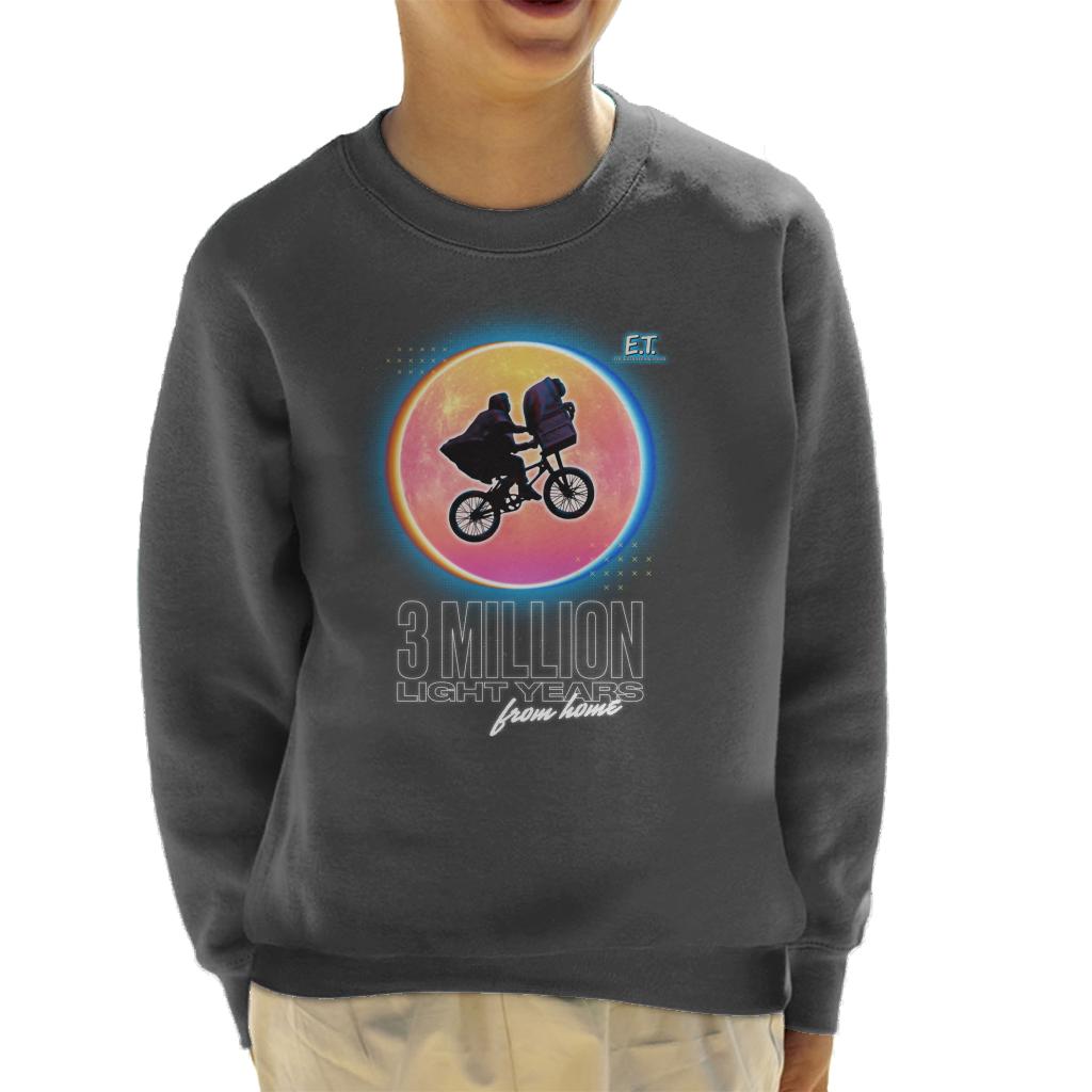 E.T. 3 Million Light Years From Home Kid's Sweatshirt product image 4