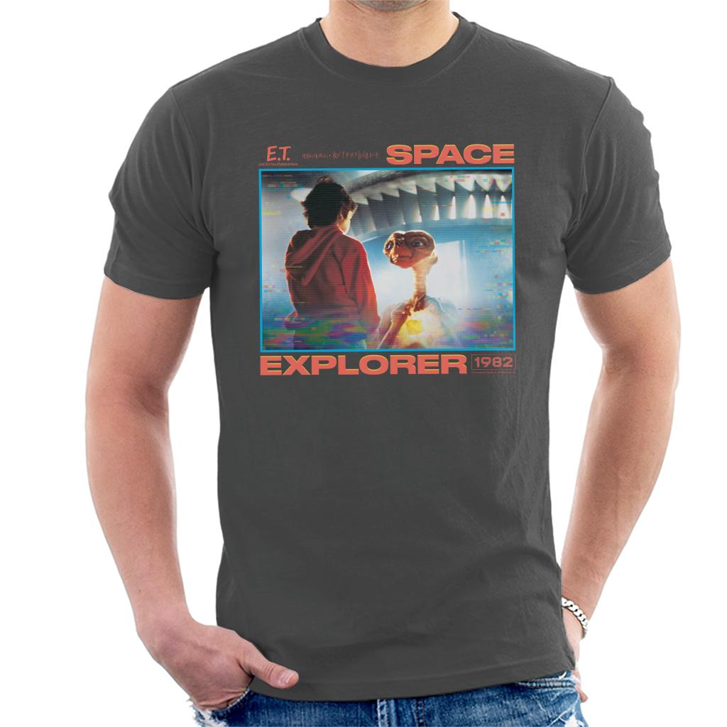 E.T. 1982 Space Explorer Men's T-Shirt product image 4