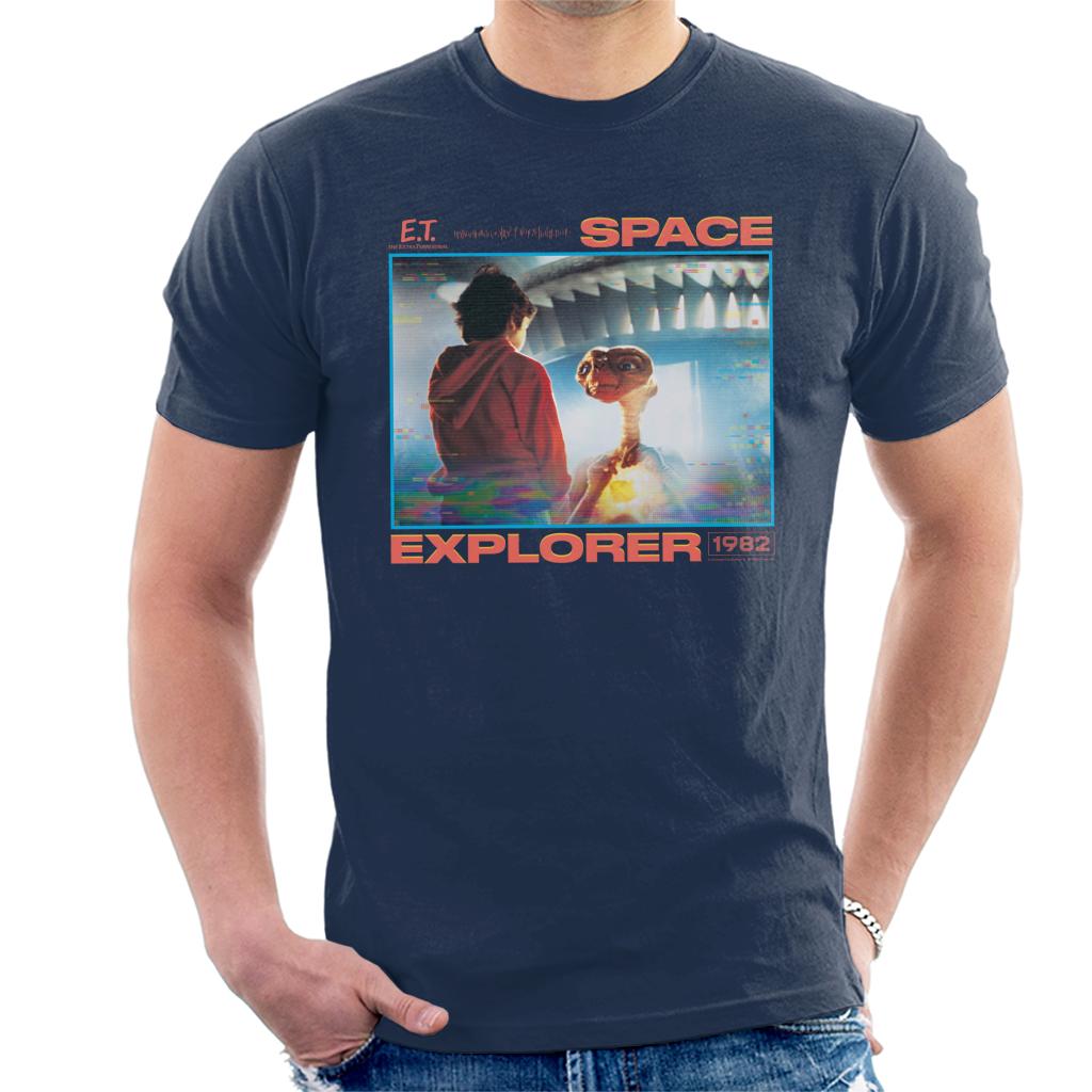 E.T. 1982 Space Explorer Men's T-Shirt product image 6