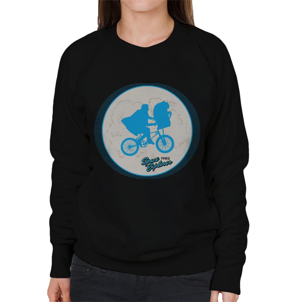 E.T. 1982 Space Explorer Flyin' High Women's Sweatshirt product image 1